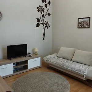 https://family-stay-in-lviv.hotelslviv.net