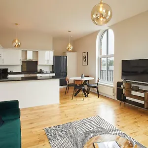 Host & - Artsbank Apartment Saltburn-by-the-Sea