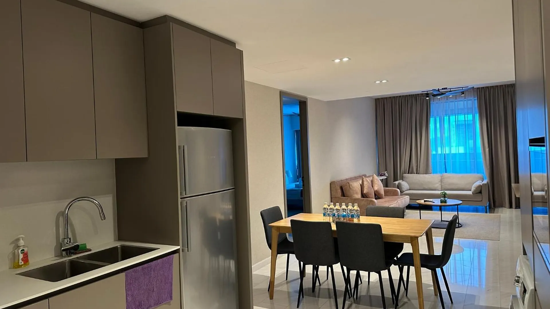 Eaton Service Apartment At Klcc Kuala Lumpur