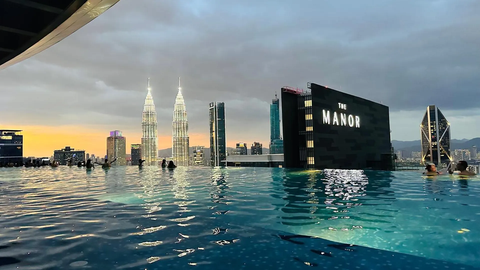 Eaton Service Apartment At Klcc Kuala Lumpur Malajzia