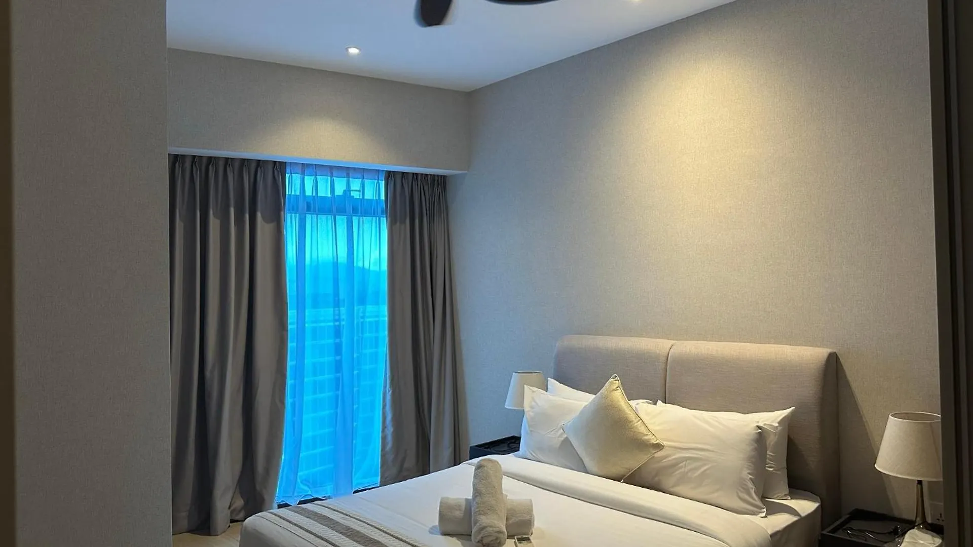 Eaton Service Apartment At Klcc Kuala Lumpur